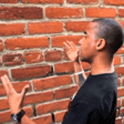 9ktalktoWall